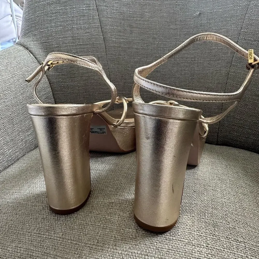 SCHUTZ brand new
